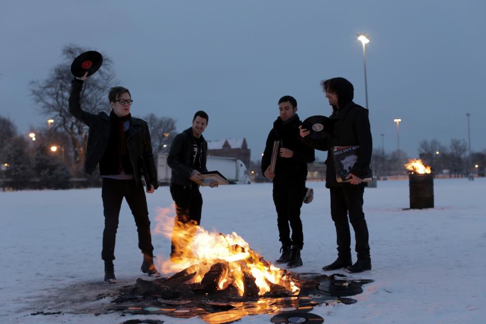 Fall Out Boy and Paramore’s “Monumentour” Will be Carbon Neutral