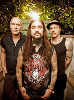 The Winery Dogs Announce Summer 2014 U.S. Tour