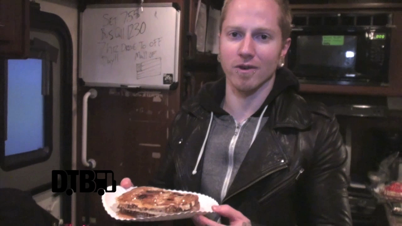 Michael Jagmin (of A Skylit Drive) Cooks Dark Chocolate French Toast – COOKING AT 65MPH Ep. 2 [VIDEO]