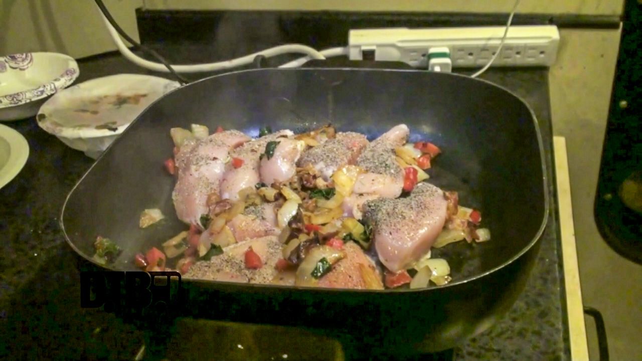 Otherwise Cooks Chicken with Cheesy Potatoes & Vegetables – COOKING AT 65MPH Ep. 7 [VIDEO]