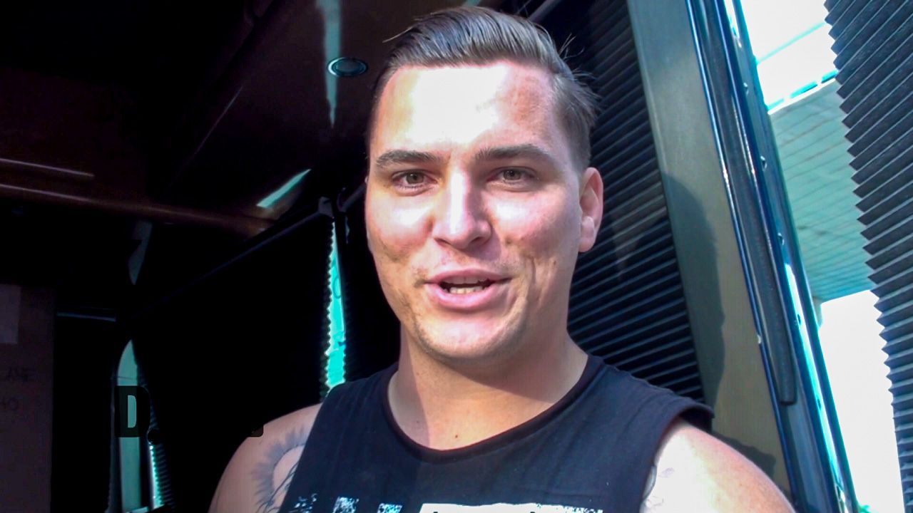 The Amity Affliction – BUS INVADERS Ep. 871 [VIDEO]