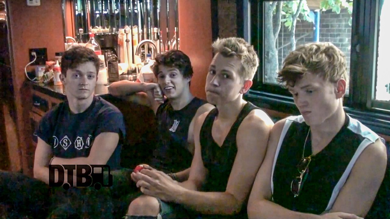 The Vamps – CRAZY TOUR STORIES Ep. 347 [VIDEO]