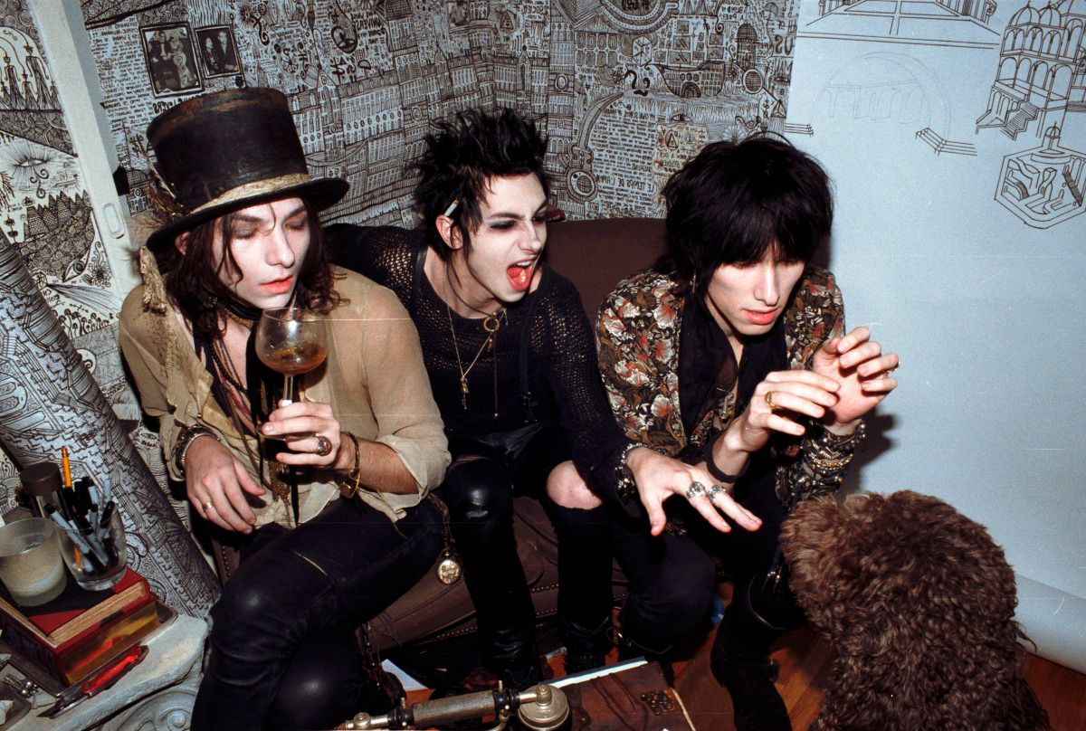 Get Excited For Vans Warped Tour 2016 With Palaye Royale