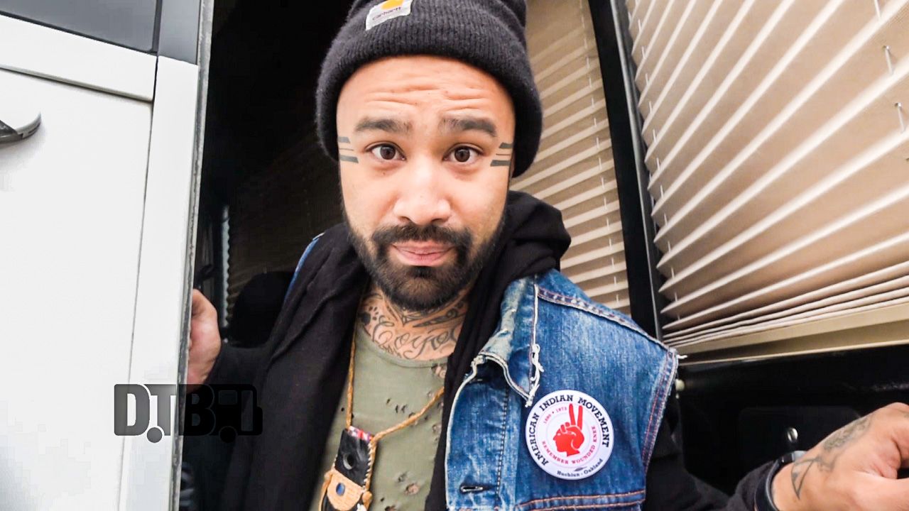 Nahko and Medicine for the People – BUS INVADERS Ep. 1255 [VIDEO]