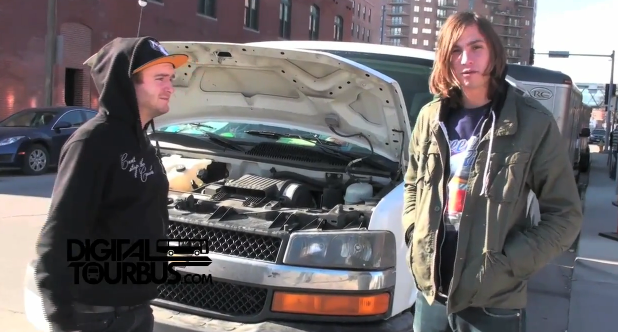 Every Avenue – BUS INVADERS Ep. 15