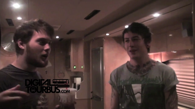 Asking Alexandria – BUS INVADERS Ep. 223