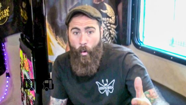 Four Year Strong – TOUR TIPS (Top 5) Ep. 457 [VIDEO]