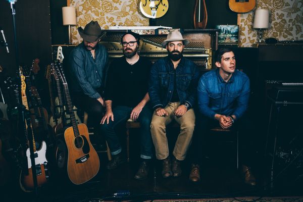 Drew Holcomb & the Neighbors Announce “The Souvenir Tour”