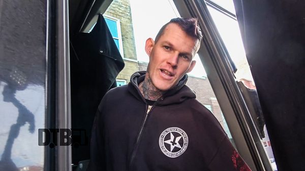 Carnifex – BUS INVADERS Ep. 1143 [VIDEO]